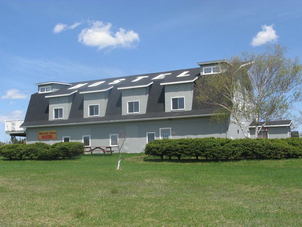 Brackley Beach Hostel Exterior photo